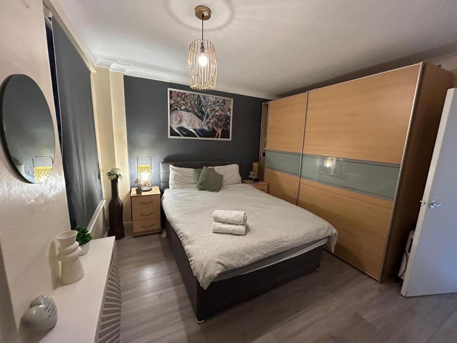 Park Lane Beautiful Apartament *